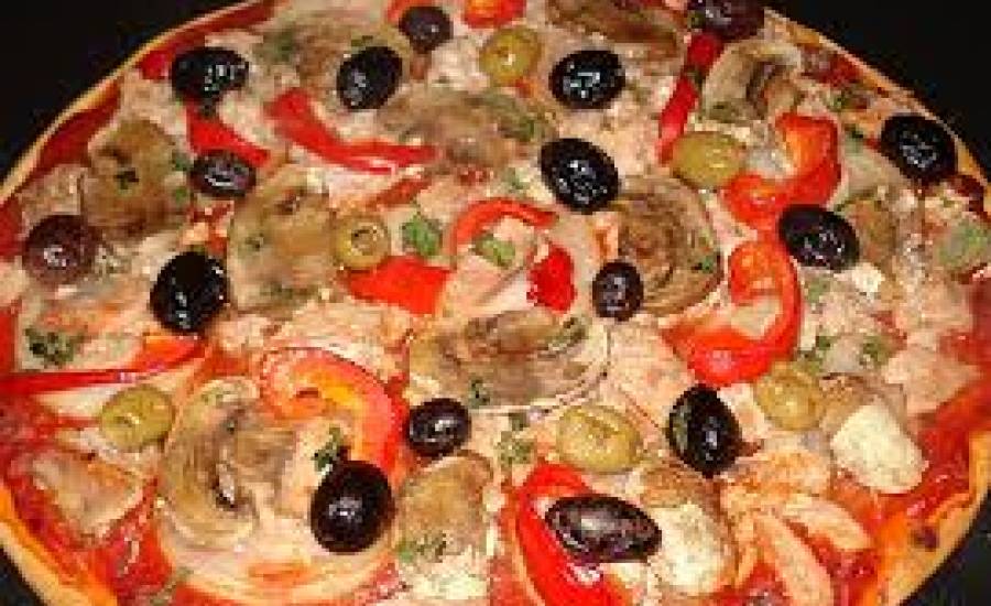 TounsiaNet : pizza au thon et champignon